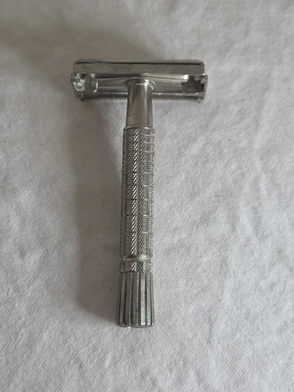Vintage Gillette Classic Double Edge Safety Razor - Silver